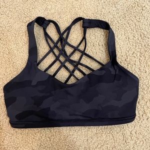 Lululemon Free to Be Bra
